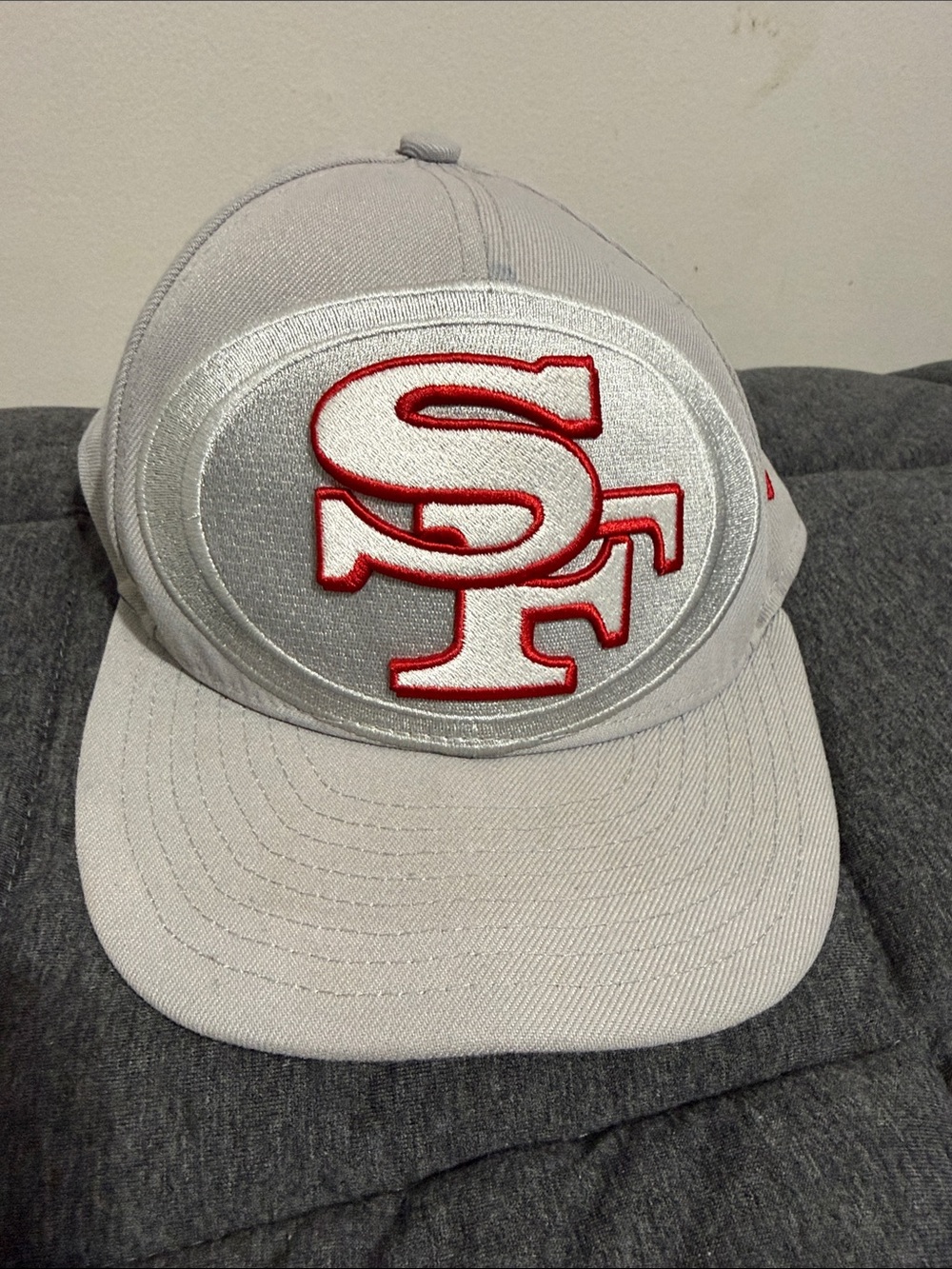 New Era 59FIFTY San Francisco 49ers Hat 7 3/8 Gray Raised Satin Embroidered SF